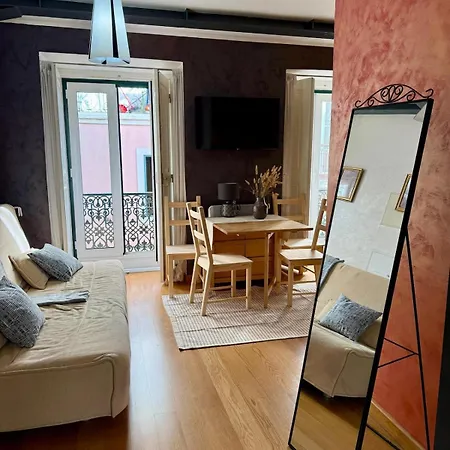 Cozy In The Center * ליסבון